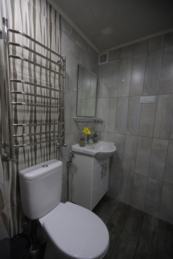 Old Friends Guesthouse Ґюмрі Екстер'єр фото